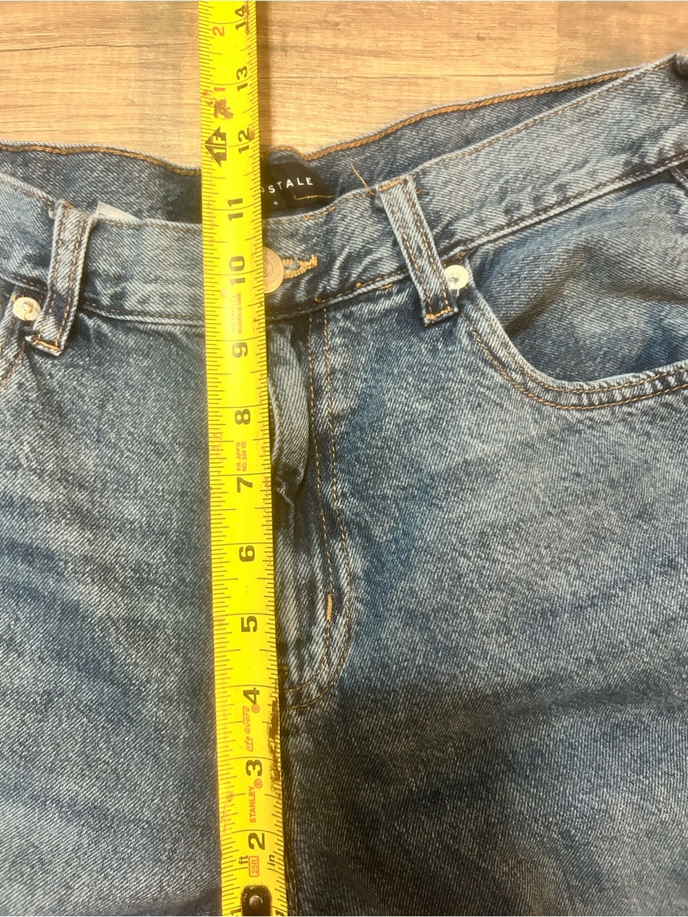 Aeropostale Women’s Straight-Leg Jeans in Blue Wash size 8 - Picture 6 of 7